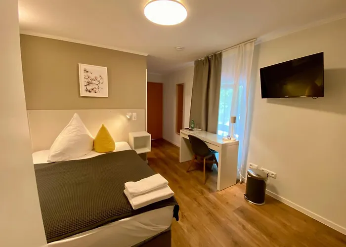 Zur Waldlust Otel